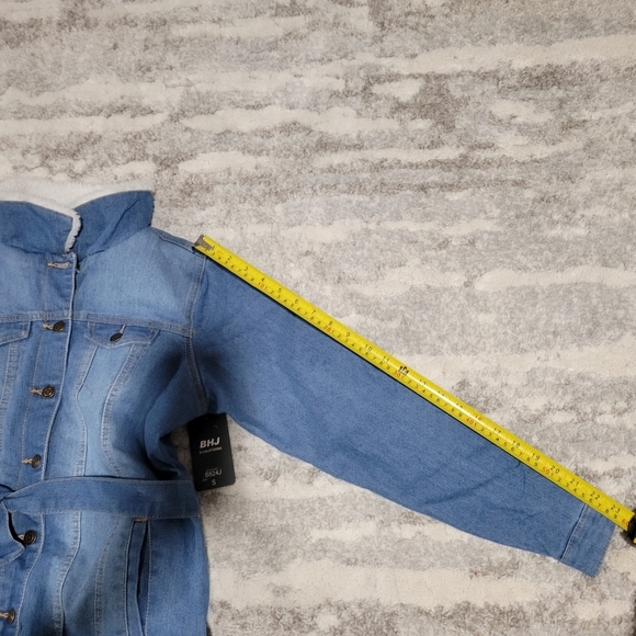 Denim Sherpa-Lined Jacket - Picture 15 of 16